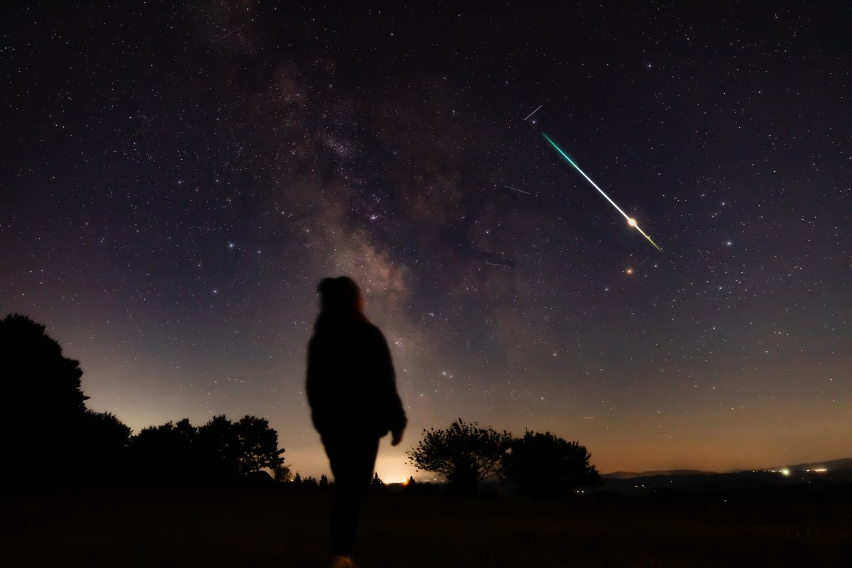 Deszcz meteorów nad Polską. Kiedy spojrzeć w niebo?