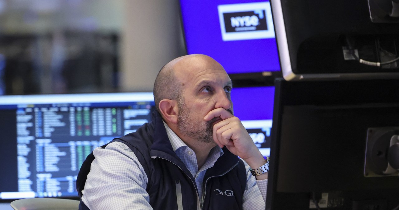 Wojna, inflacja, drożejąca ropa. Niepewność na rynkach trwa