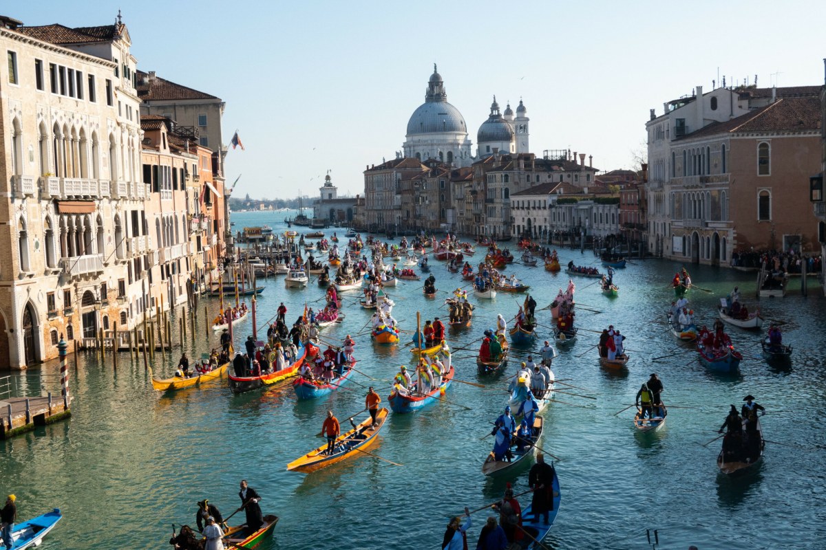 Jury Biennale Sztuki w Wenecji podało się do dymisji, inauguracja odwołana