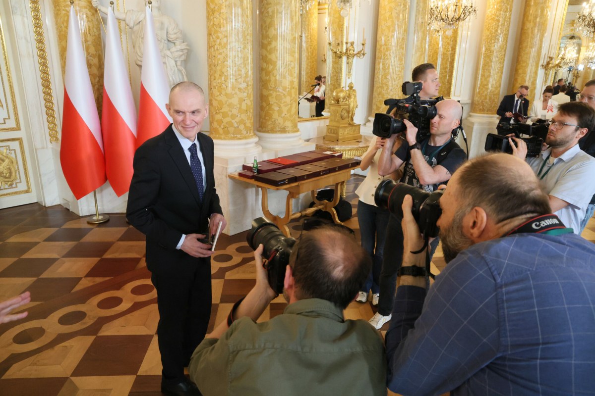 Анджей Почобут получил орден Белого орла от президента