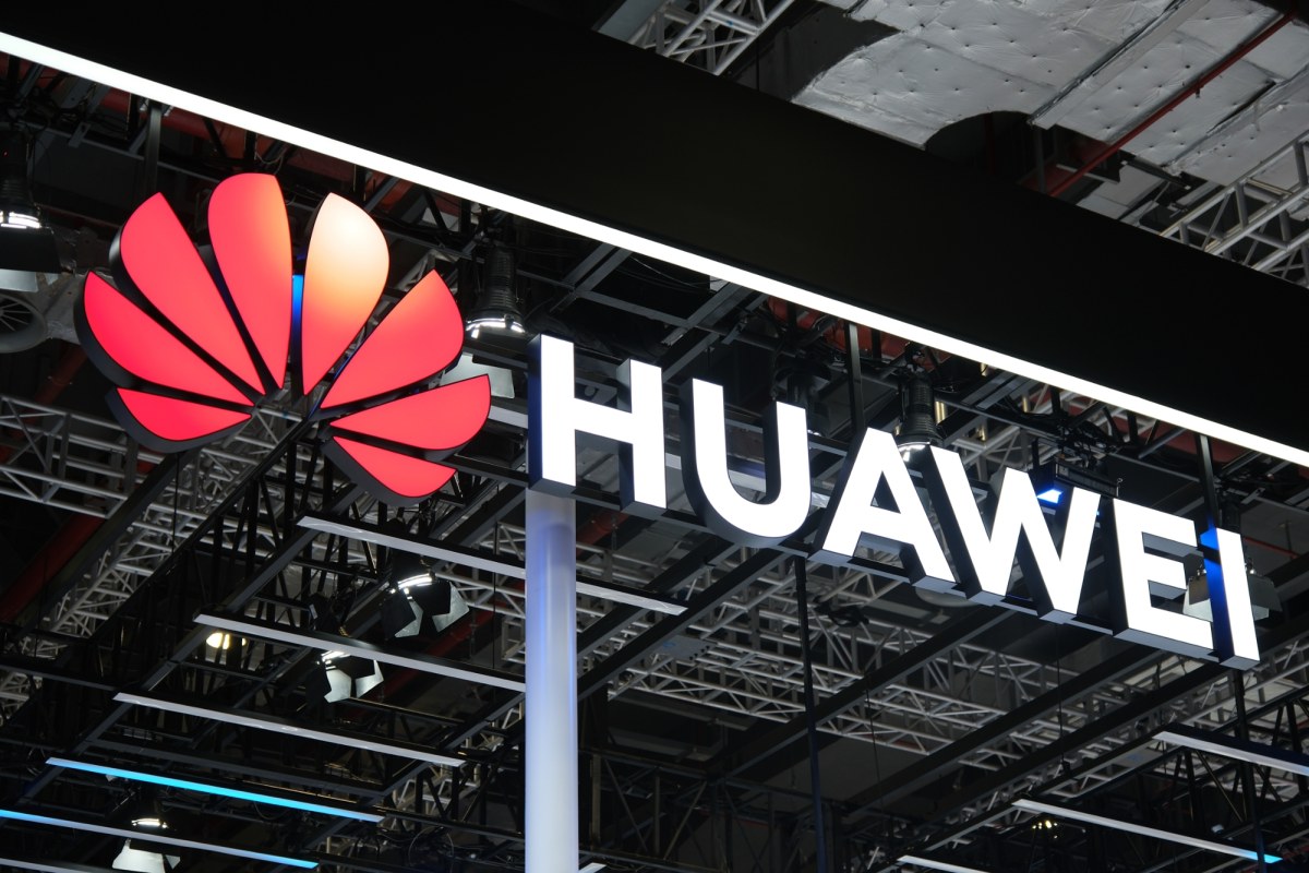 Huawei i ZTE na cenzurowanym. UE szykuje zakaz dla chińskich gigantów