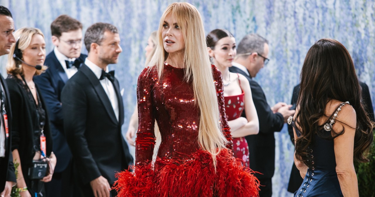Nicole Kidman wyszła i zachwyciła. Olśniewająca czerwień to nie wszystko