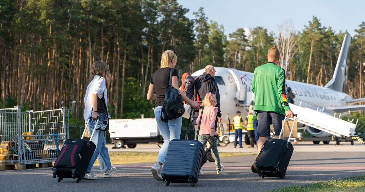 Bilet kupiony, cena w górę. Dopłaty paliwowe możliwe jeszcze latem