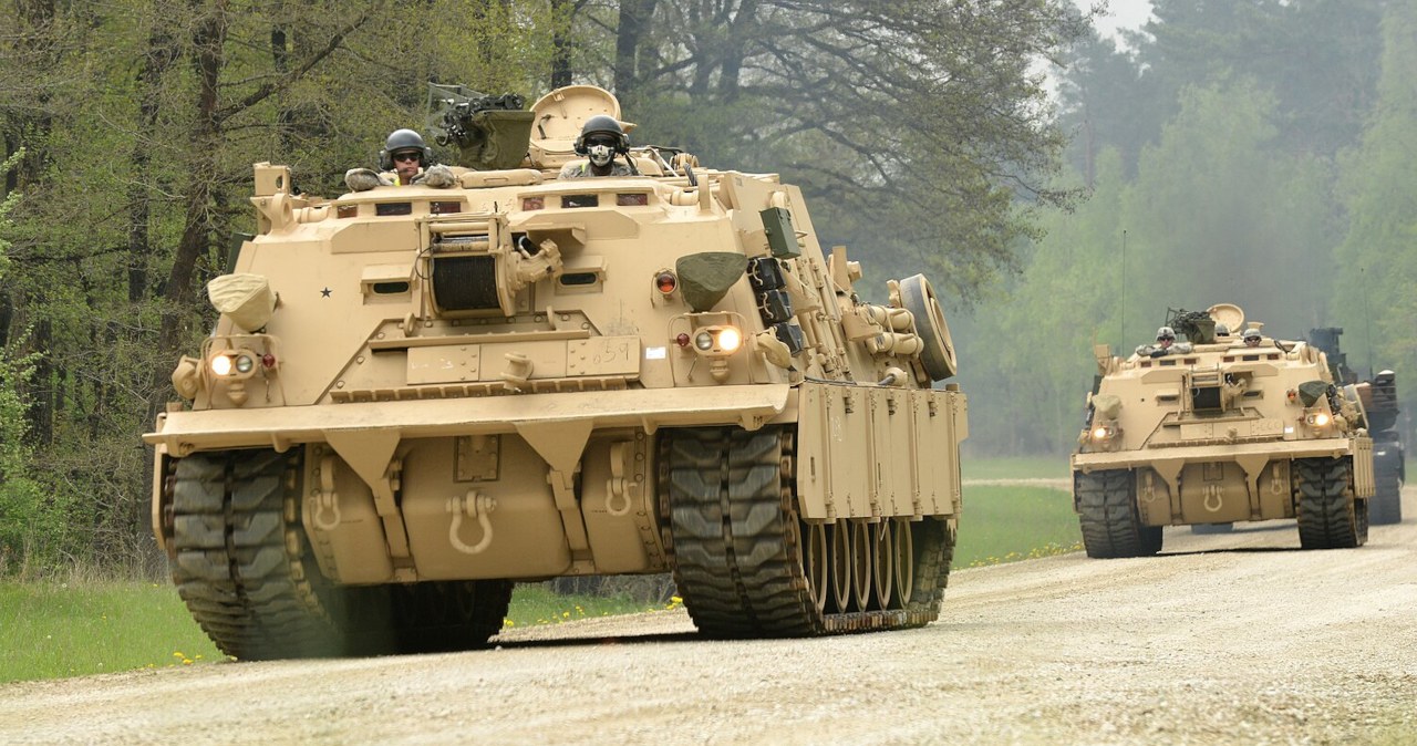 Новые автомобили M88A2 Hercules для поляков. Это огромная поддержка для Абрамсов