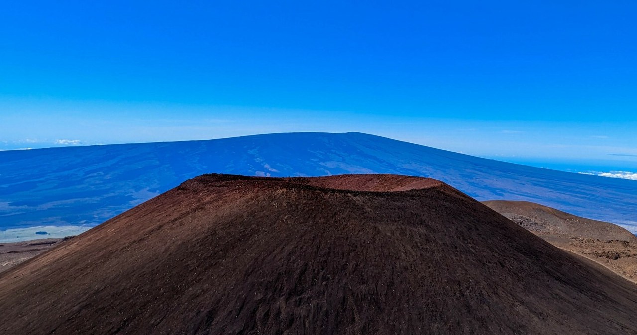 Wielka góra ukryta w oceanie. Wyższa od Mount Everestu