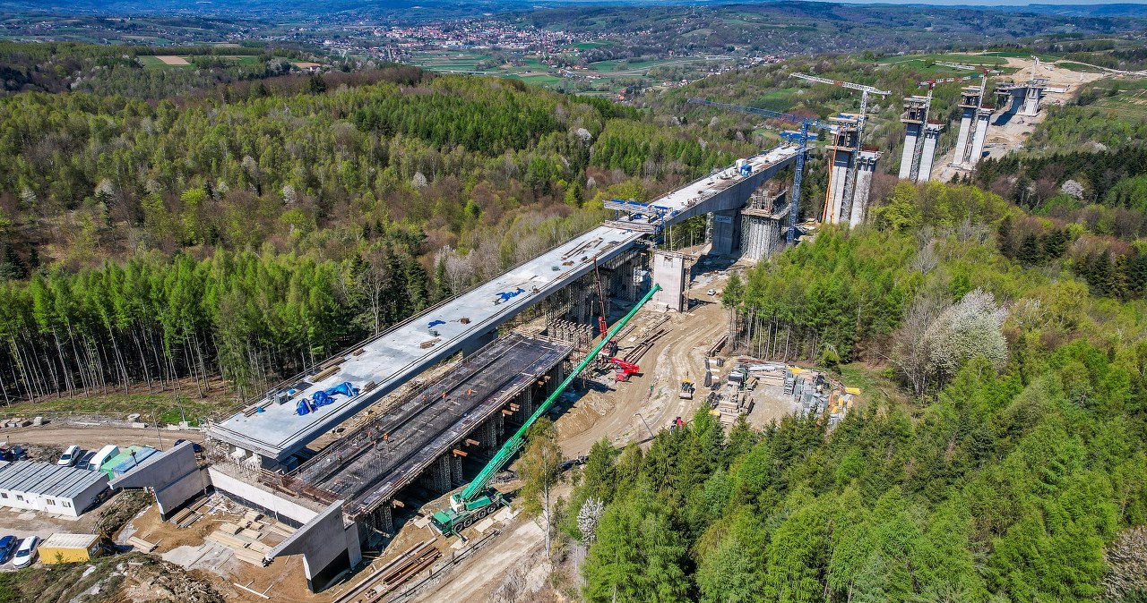 Gigantyczne opóźnienia na S19. Tunel i spór o 550 mln zł zatrzymały budowę
