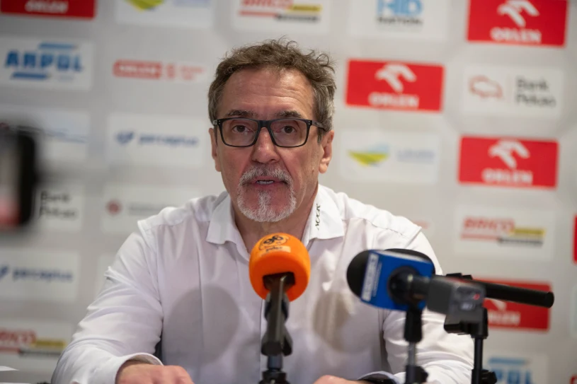 Śląsk Wrocław podjął decyzję: Jacek Winnicki zostaje