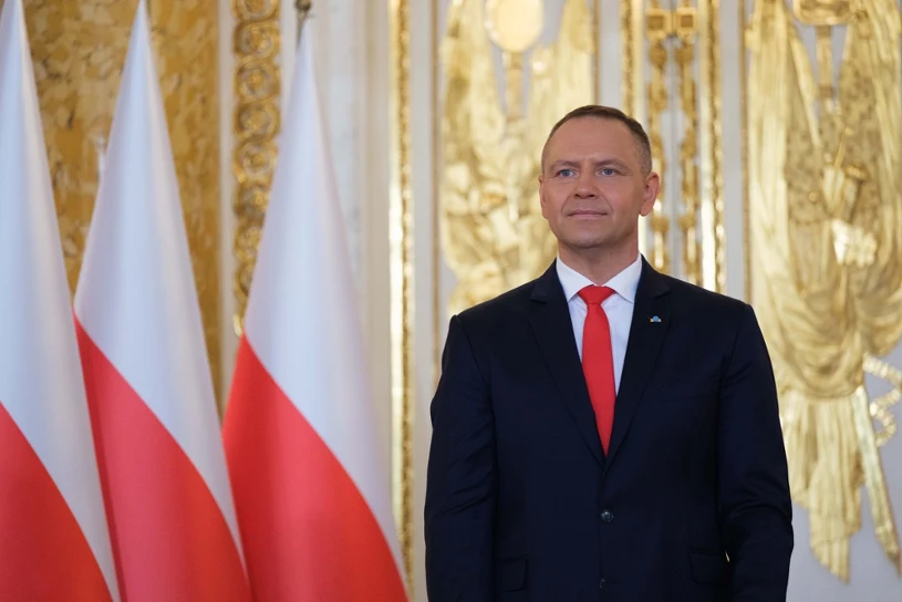 Nawrocki proponuje zmianę systemu rządów. Polacy ocenili w sondażu