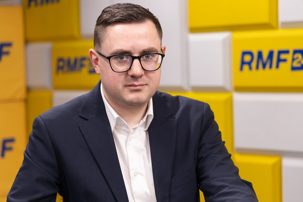 Kiedy rząd odpuści regulację cen paliw? Miłosz Motyka w RMF FM