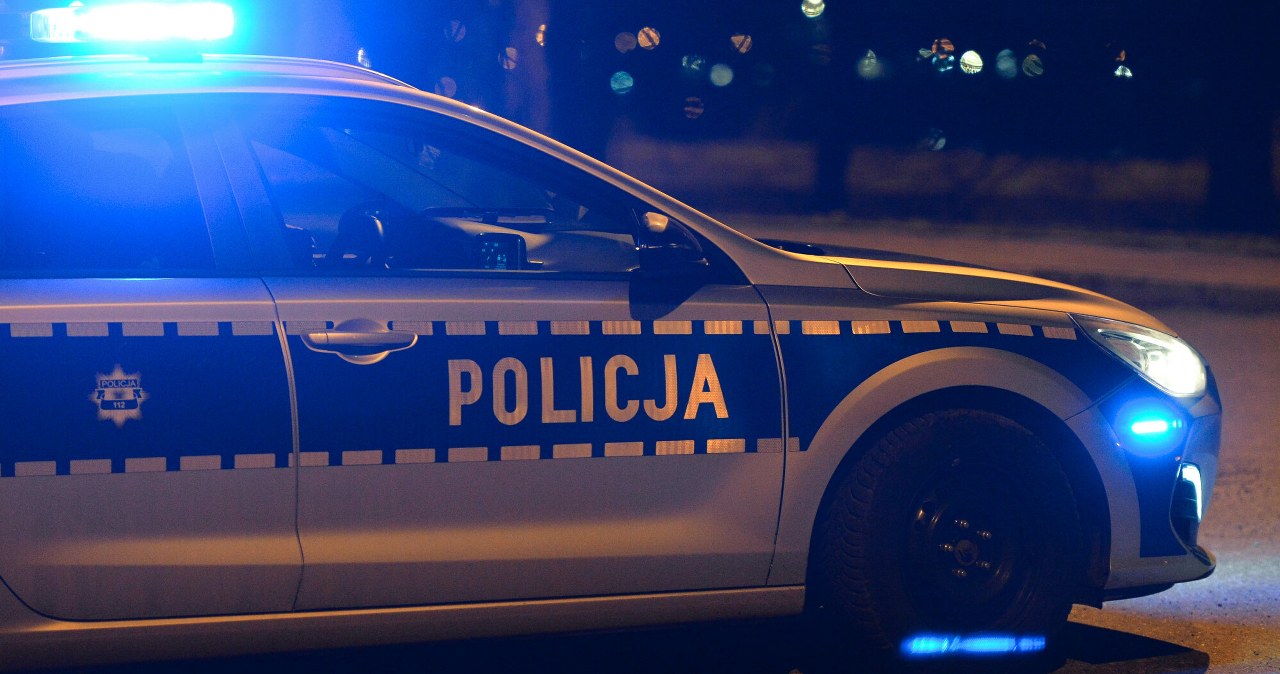 Warszawa. Ciało w torbie na zakupy na Ochocie. Policja zatrzymała 32-latka Warszawa. Ciało w torbie na zakupy na Ochocie. Policja zatrzymała 32-latka