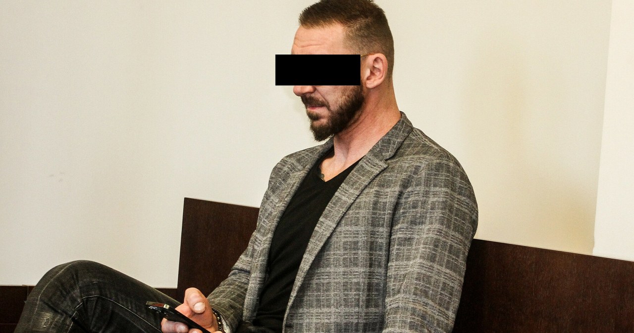 Policja zatrzymała adwokata od "trumien na kółkach". Wiadomo, gdzie się ukrywał