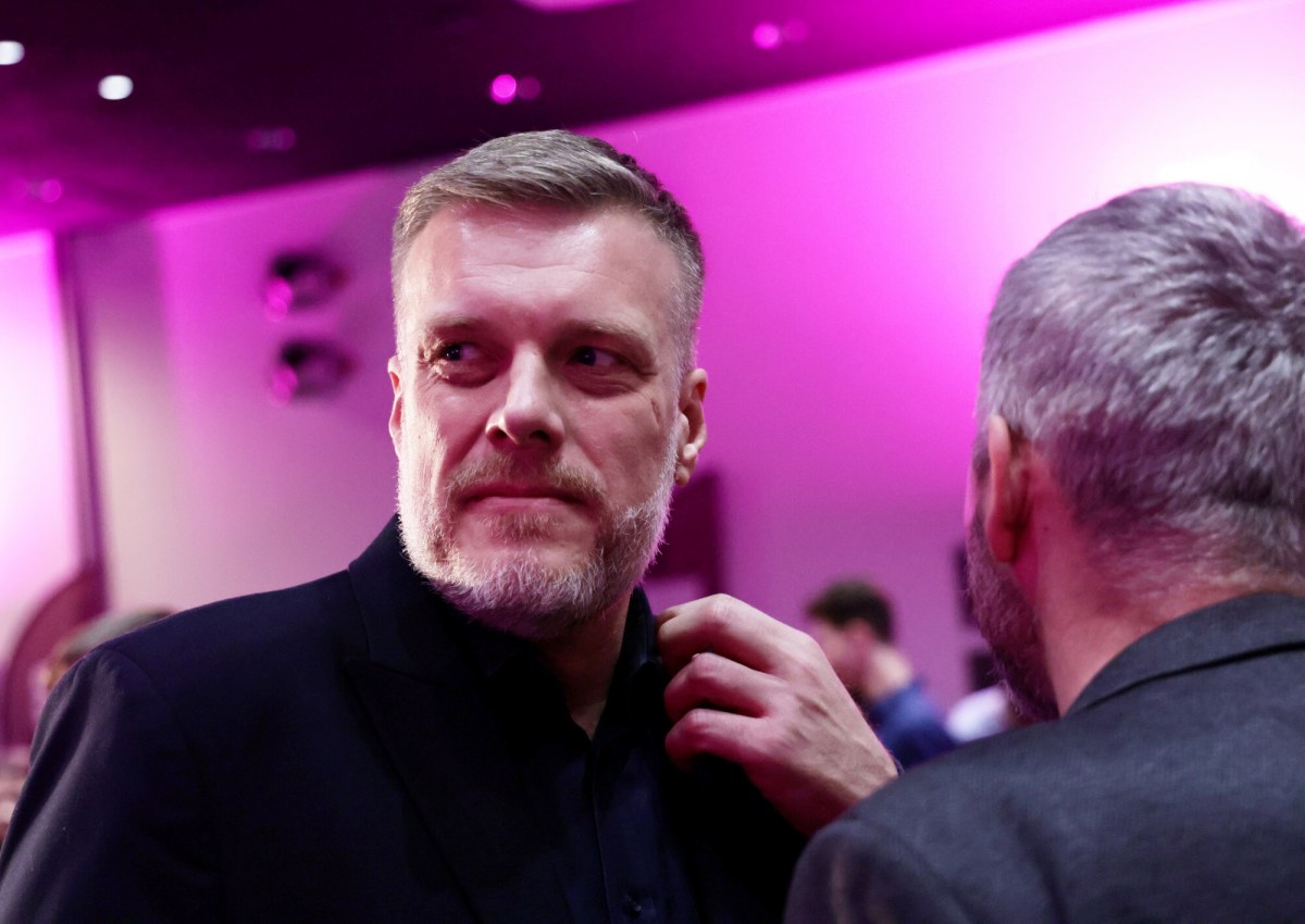 "Zła i brzydka tradycja". Zandberg ostro o nowym pomyśle Nawrockiego