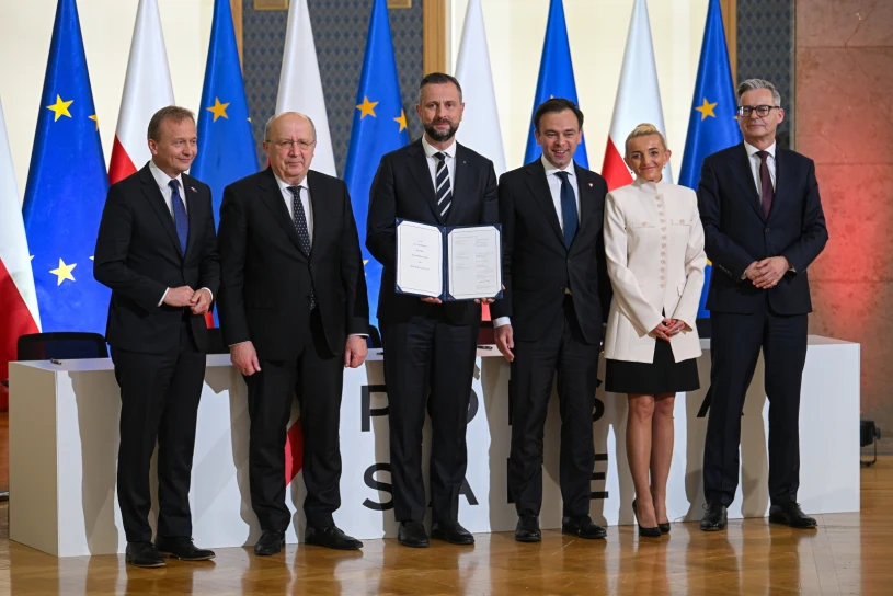 Umowa ws. SAFE podpisana. Premier o "przełomowym momencie"