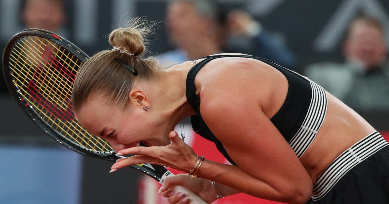 Mistrzyni WTA 1000 znika ze ścieżki Świątek. Skandalistka znów bez litości