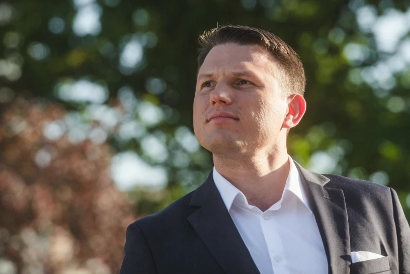 Mentzen zatrzymany na lotnisku w Londynie. Dziękuje szefowi MSZ za reakcję