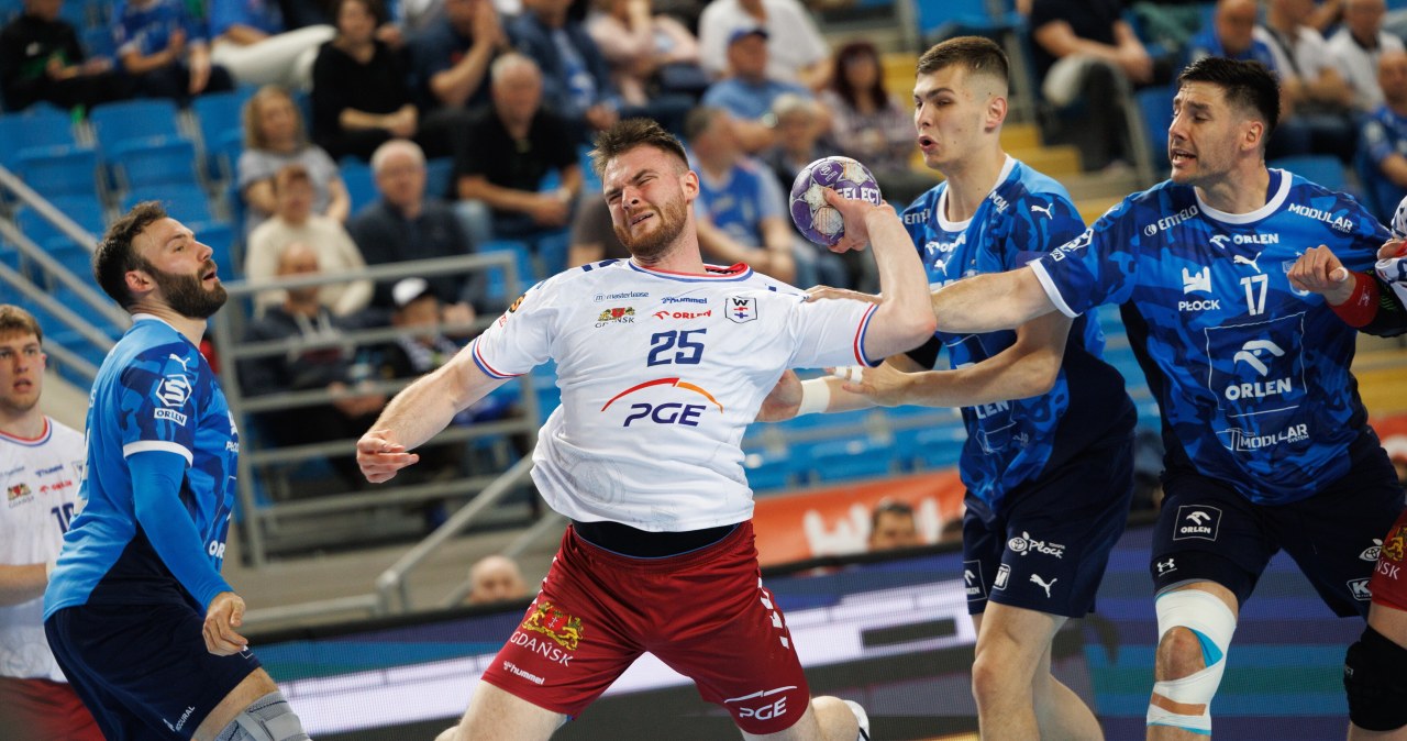 Płocki walec nie dał szans Wybrzeżu