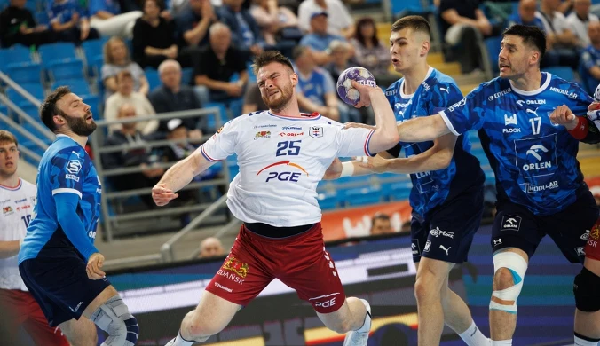 Płocki walec nie dał szans Wybrzeżu