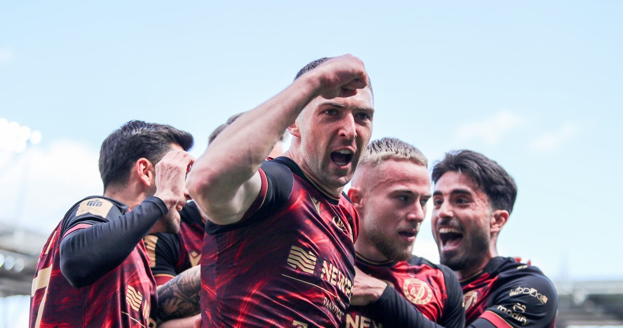 Gol za golem w pierwszej połowie meczu Widzewa. Brawurowa ucieczka z piekła