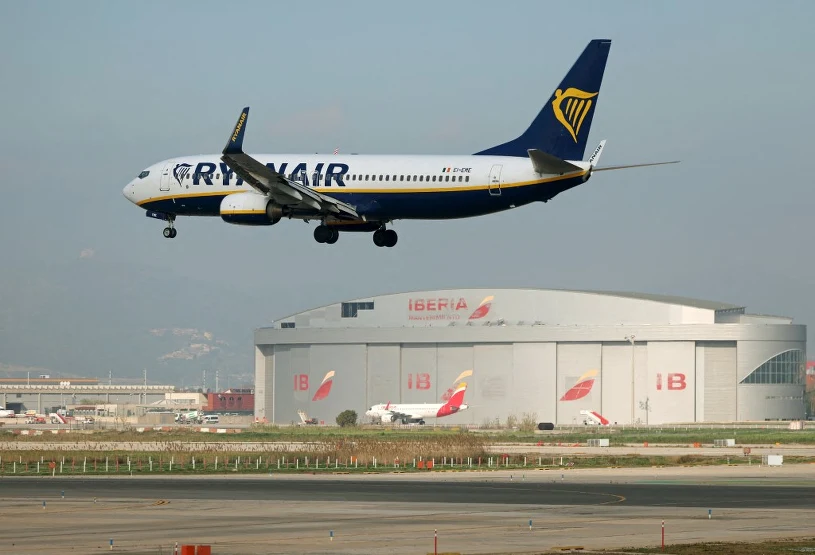 10 tysięcy euro kary za awanturę na pokładzie. Ryanair nie odpuścił pasażerom