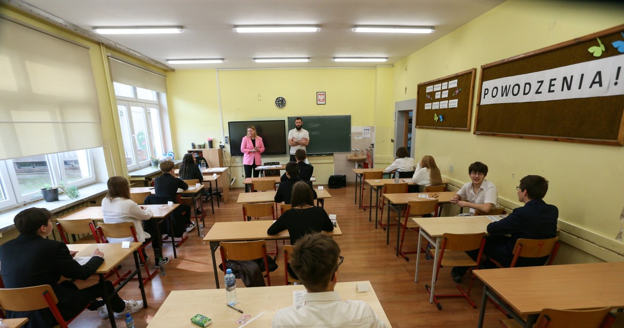 Egzamin ósmoklasisty 2026. Koniec testu z języka polskiego