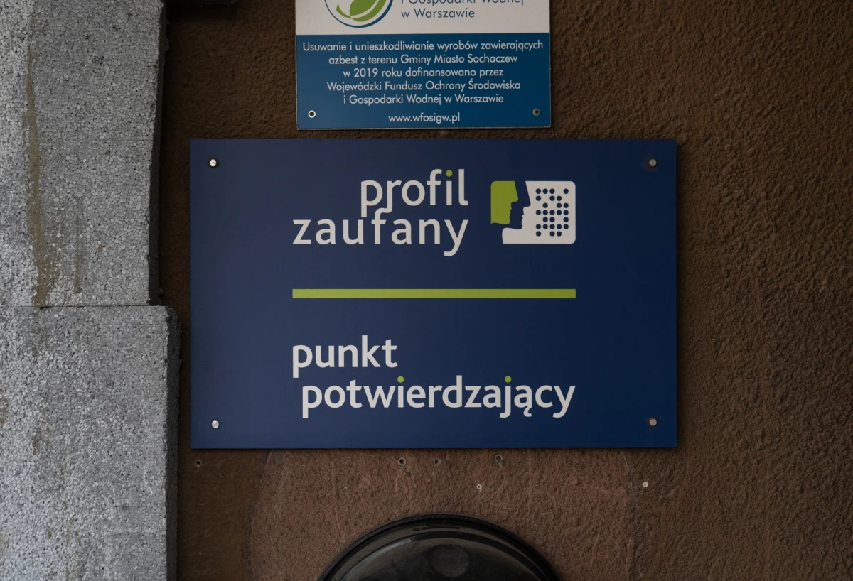 Utrudnienia w dostępie do Profilu Zaufanego. Komunikat w tej sprawie wydało Ministerstwo Cyfryzacji, które zaleciło inne formy autoryzacji.