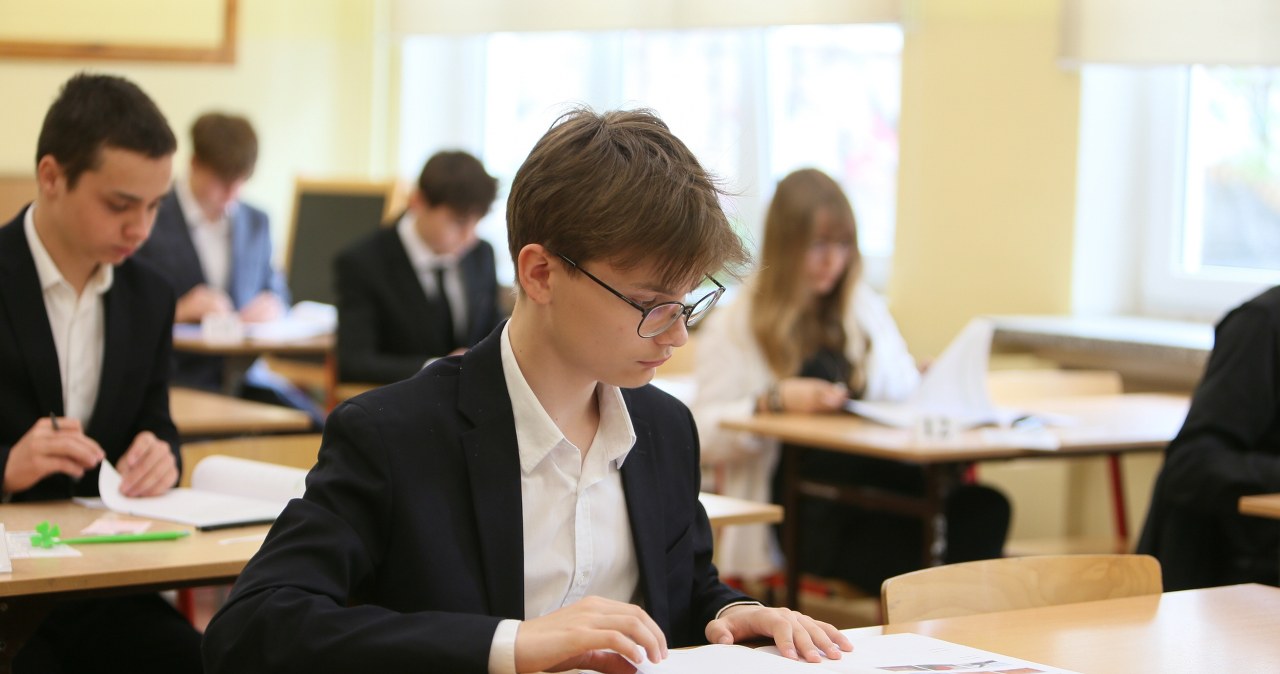 "Trudniej niż rok temu". Ósmoklasiści oceniają poziom egzaminu z polskiego