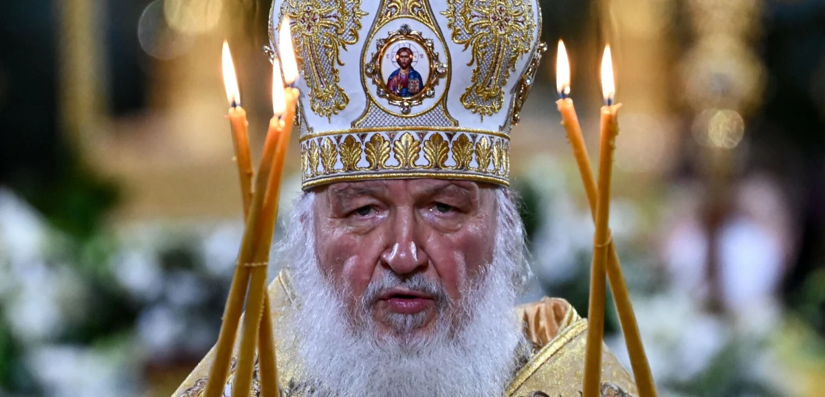 ​Unia Europejska przygotowuje kolejny pakiet sankcji wobec Rosji. Na celowniku znalazła się m.in. flota cieni, czyli stare tankowce transportujące ropę naftową, ale też patriarcha Cyryl - duchowny przywódca Rosyjskiej Cerkwi Prawosławnej i bliski sojusznik Władimira Putina. Porażka Viktora Orbana w wyborach parlamentarnych na Węgrzech otworzyła krajom Wspólnoty drogę do wdrożenia środków nacisku, które dotychczas były dla nich nieuchwytne.