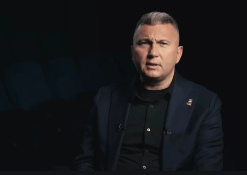 Nawoływany do dymisji Piesiewicz zdecydował. Ogłasza decyzję na nagraniu