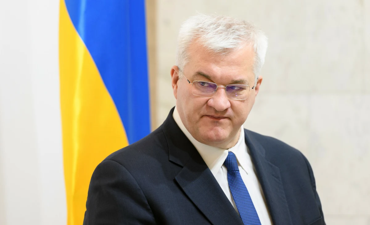 "Zaproponowaliśmy Moskwie przedłużenie częściowego zawieszenia broni poza 11 maja" - informuje minister spraw zagranicznych Ukrainy Andrij Sybiha. Odpowiedź ze strony Kremla przyszła bardzo szybko - wojska rosyjskie zaatakowały terytorium Ukrainy, zabijając co najmniej jedną osobę i raniąc kolejnych sześć.