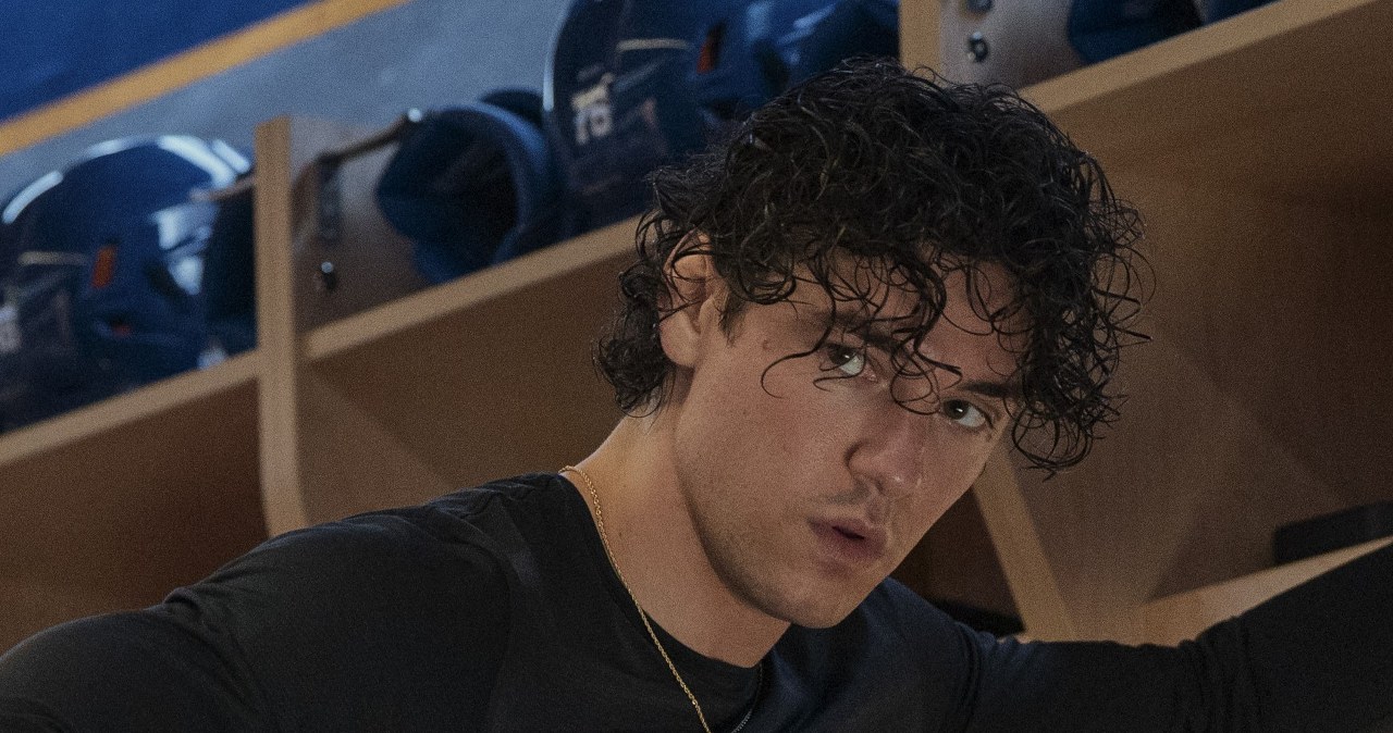 Off Campus już na Prime Video – romans i hokej w jednym