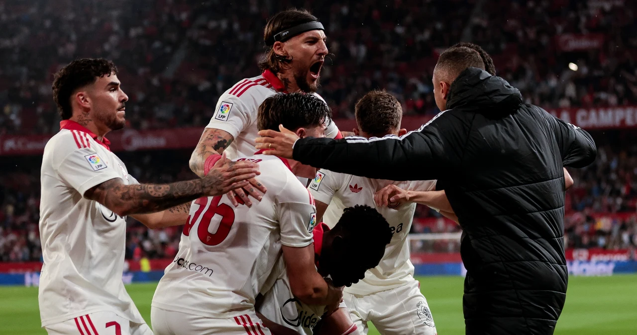Sevilla FC - FC Barcelona w 7. kolejce La Liga EA Sports. Relacja na żywo