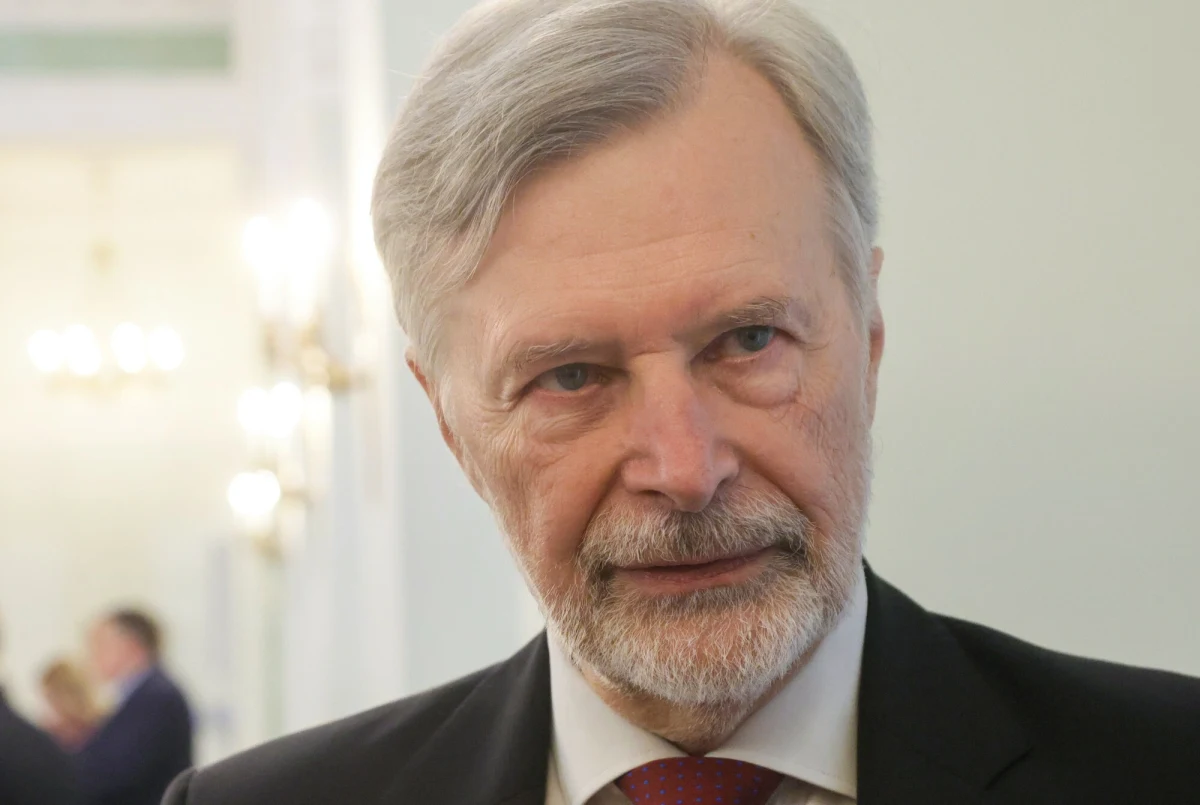 ​Co powinno zmienić się w systemie? Czy model leczenia szpitalnego powinien zostać zastąpiony modelem środowiskowym w oparciu o centra zdrowia psychicznego? Czy wzrasta liczba osób w kryzysie zdrowia psychicznego?  Gościem Rozmowy o 7:00 w RMF FM i Radiu RMF24 będzie dr Marek Balicki, były minister zdrowia, lekarz psychiatra i członek prezydenckiej Rady ds. Zdrowia.