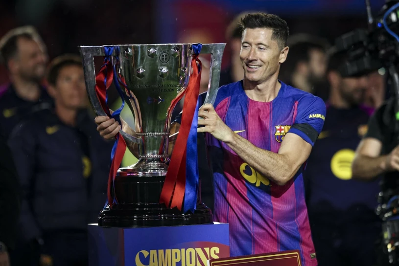 Media: Lewandowski jednak pożegna się z Barceloną. To tam chce grać
