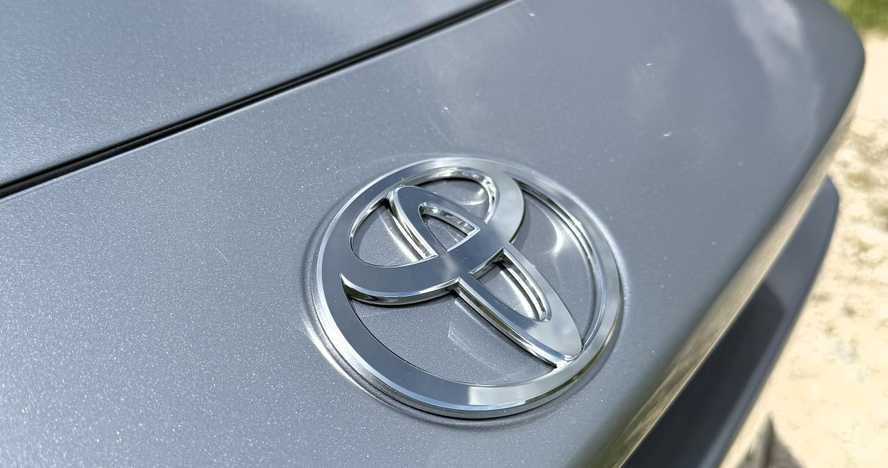 Toyota sprzedała ponad 2,1 mln hybryd. Ten model to numer jeden na świecie