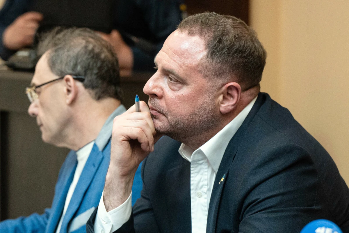 Jest decyzja Wyższego Sądu Antykorupcyjnego Ukrainy w sprawie byłego szefa kancelarii prezydenta Wołodymyra Zełenskiego. Podejrzany o korupcję Andrij Jermak zostanie aresztowany - o ile nie wpłaci kaucji w wysokości 140 mln hrywien (ponad 13 mln złotych).