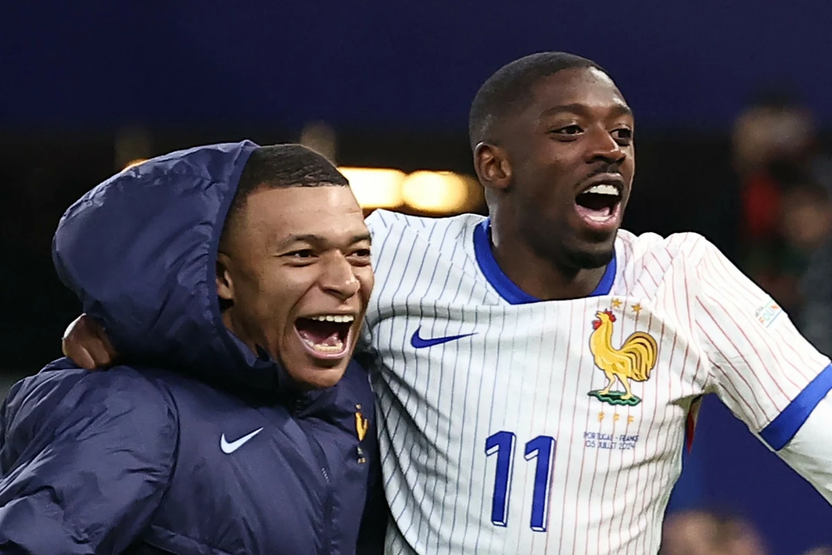 Karty odkryte. Selekcjoner reprezentacji Francji Didier Deschamps ogłosił 26-osobową kadrę na mundial w USA, Kanadzie i Meksyku. W ekipie aż roi się od gwiazd. Dla niektórych zabrakło miejsca. 