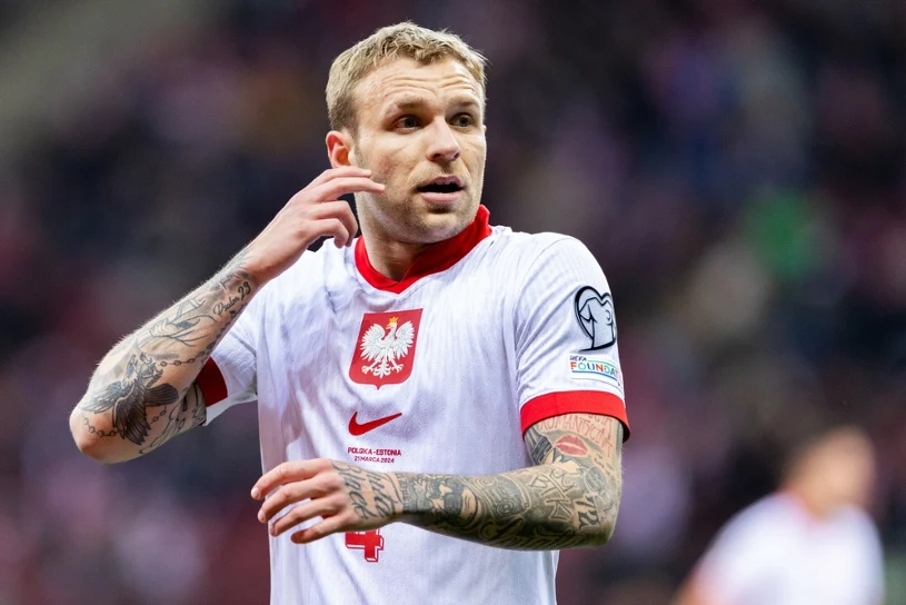 27-latni piłkarz zawalczy w klatce? Wymowny komentarz reprezentanta Polski