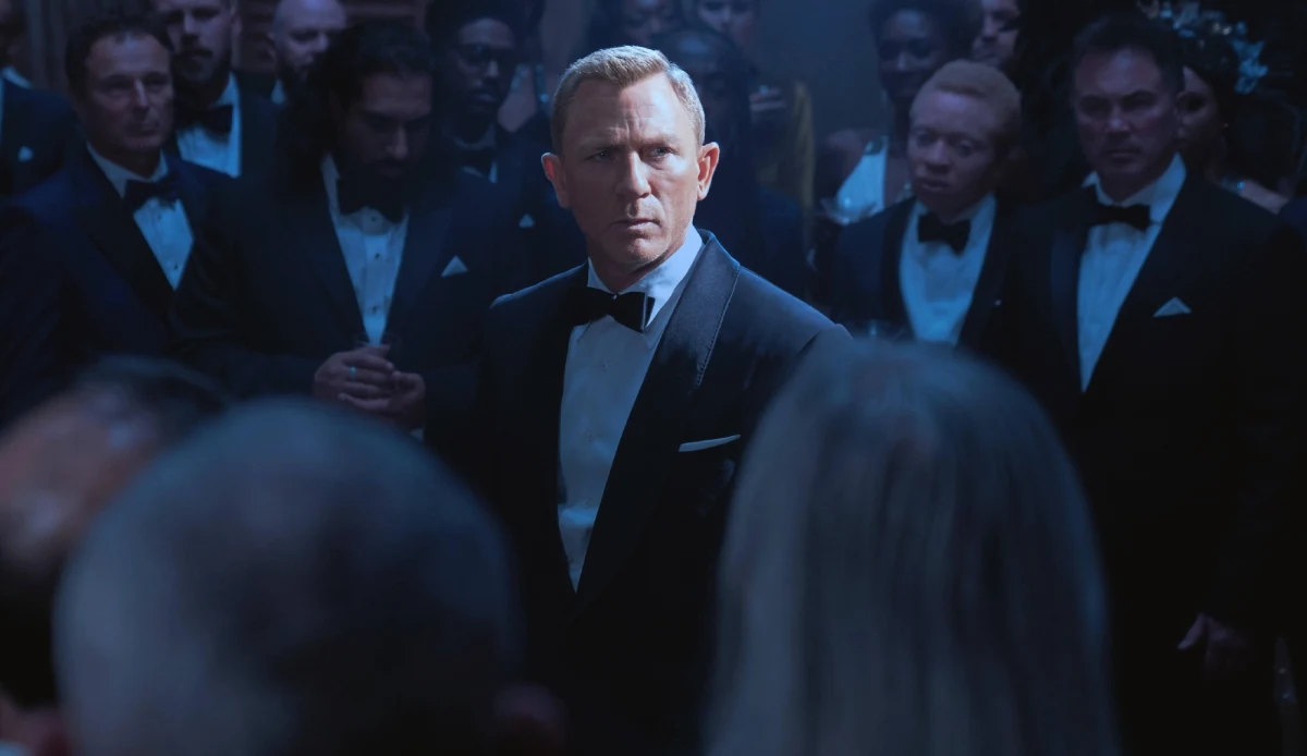 Dobra wiadomość dla fanów Jamesa Bonda. Amazon MGM Studios oficjalnie potwierdza, że trwają poszukiwania następcy Daniela Craiga. Nie wiadomo, kiedy możemy się spodziewać ich efektów. 