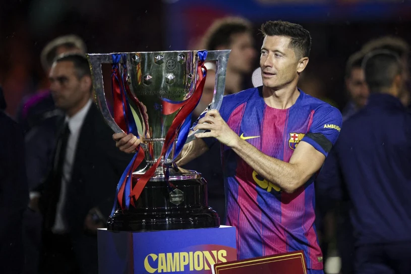 Robert Lewandowski żegna się z Barceloną. Polak ogłosił swoją decyzję