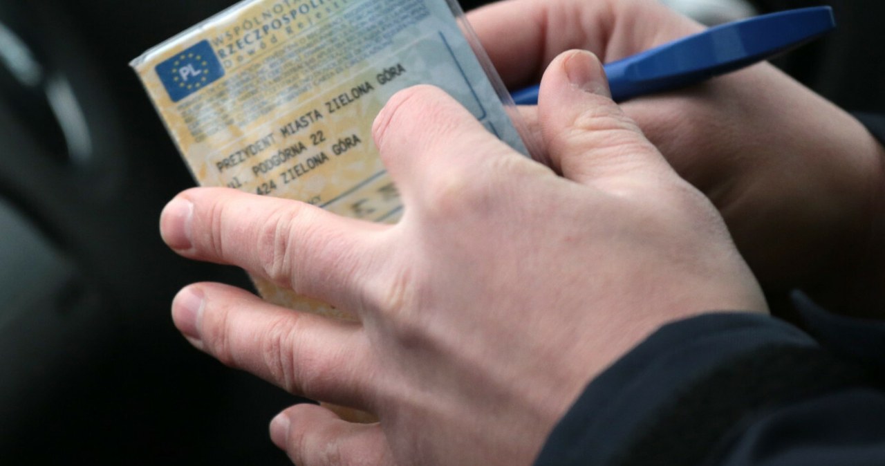 To koniec dowodów rejestracyjnych. Ministerstwo podało termin