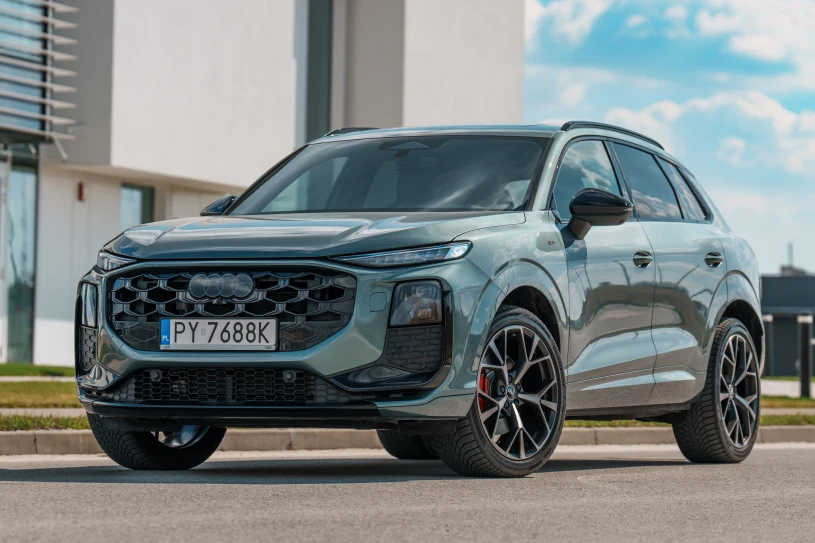 Nowe Audi Q3 to zaskakująco sportowy SUV. ale czy wart 355 tys. zł?
