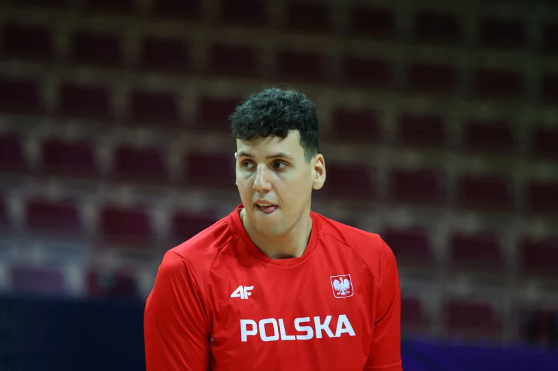 Kadrowicz został tatą i pomógł drużynie. “3 godziny snu w dwie doby”
