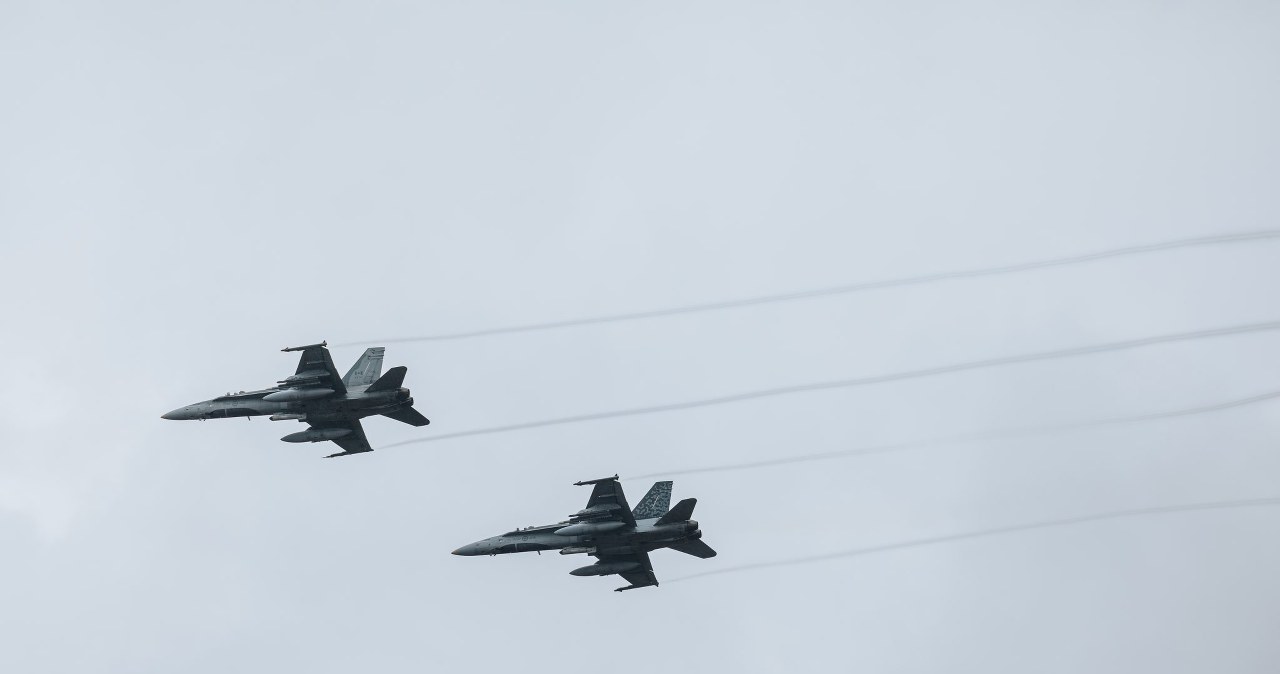 Dron w łotewskiej przestrzeni powietrznej. Wstrzymano ruch pociągów