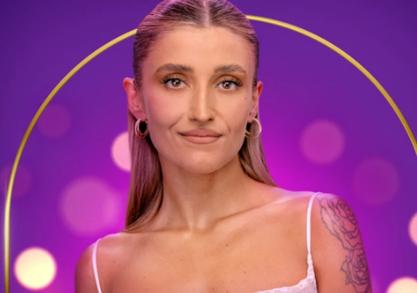 Julia z "Love is Blind" stanęła w obronie mamy. Tak tłumaczy jej zachowanie