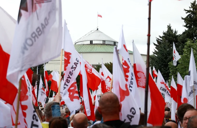 Rolnicy znów na ulicach. "Mamy dramat na wsi". W tle pomysł prezydenta