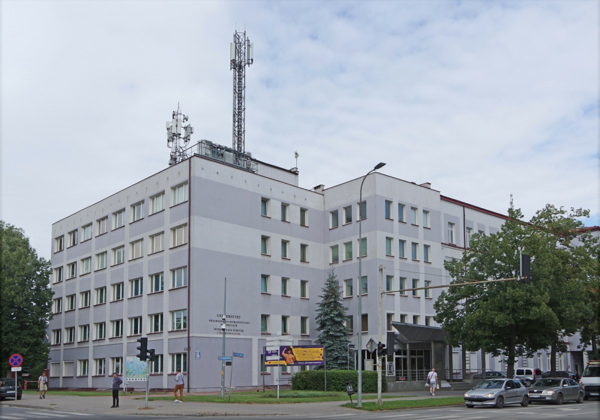 ​Rektor uniwersytetu zawieszony. W tle poważne oskarżenia