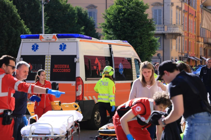 Autem wjechał w przechodniów. Nowe informacje po ataku we Włoszech