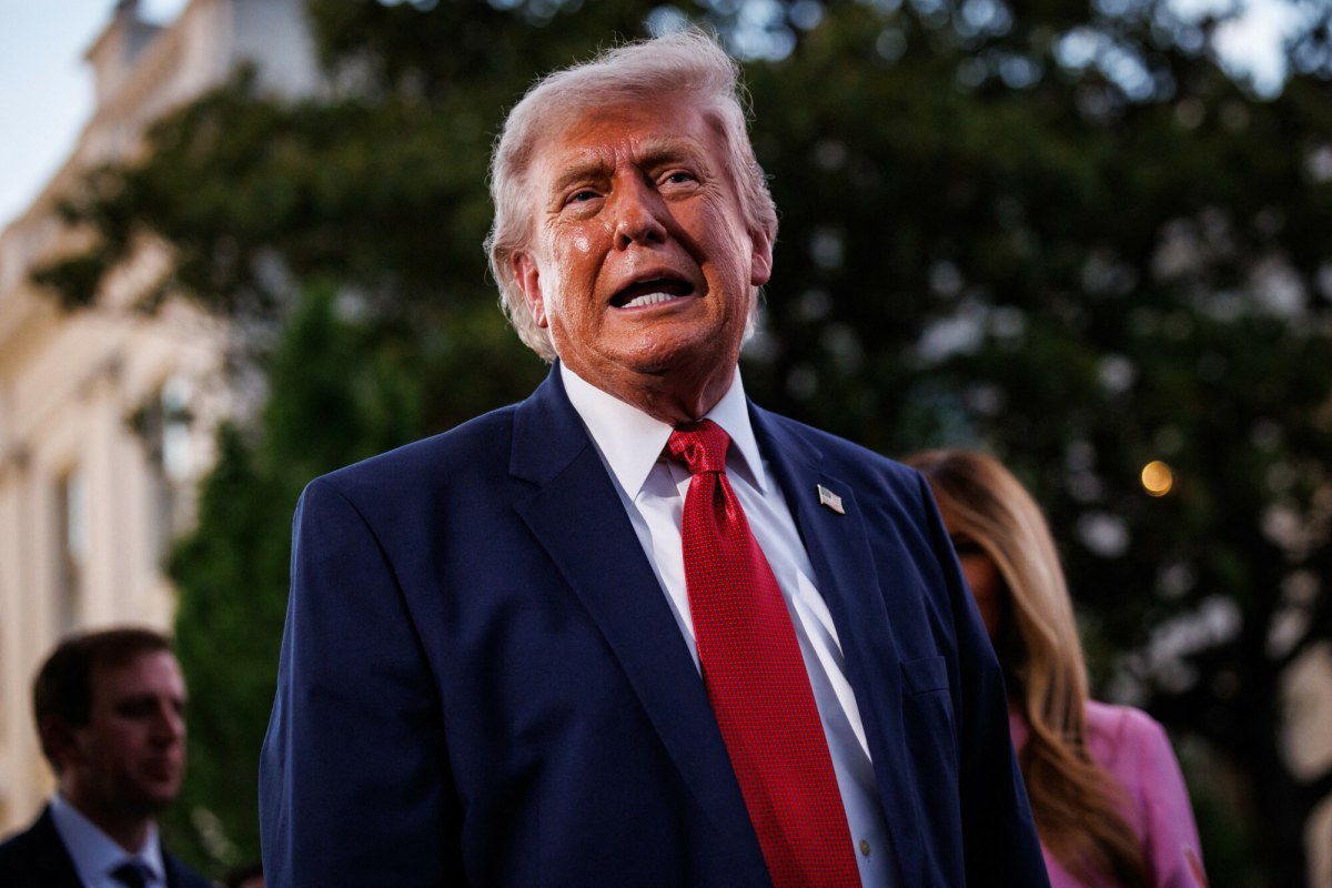 "Na zawsze wykluczony". Bezprecedensowa decyzja ws. zeznań podatkowych Trumpa i jego rodziny