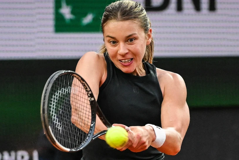 Tenisowy nokaut Polki na Court Suzanne Lenglen. Historyczny mecz w Paryżu