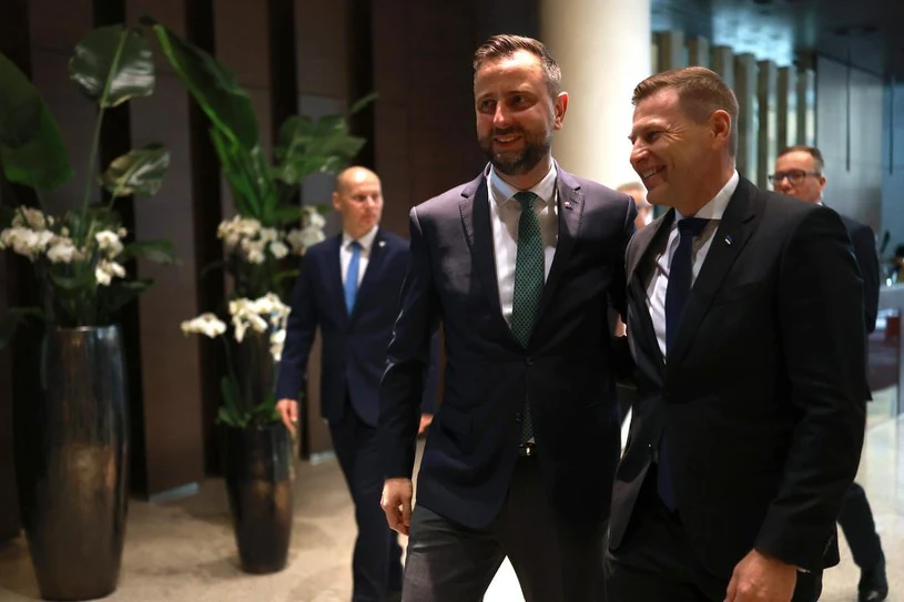 Szef MON wprost o amerykańskich żołnierzach w Polsce. "Musimy poczekać"